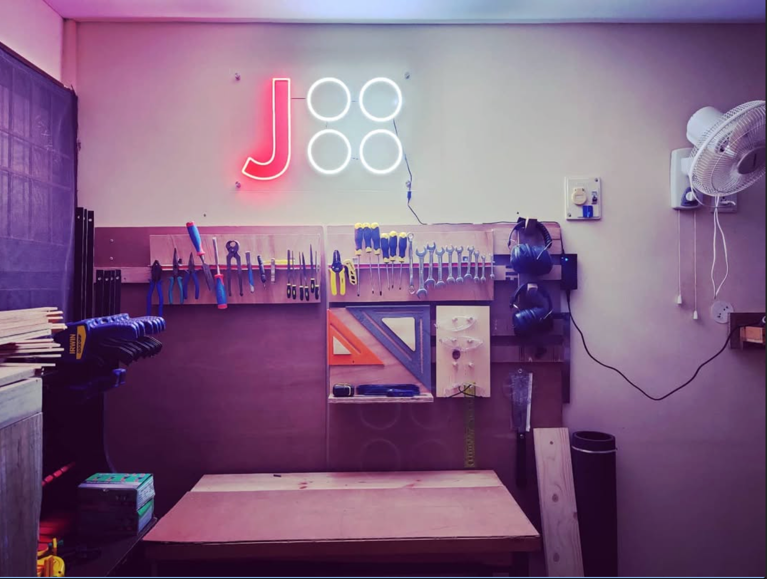 Organized Jdots Creations maker space